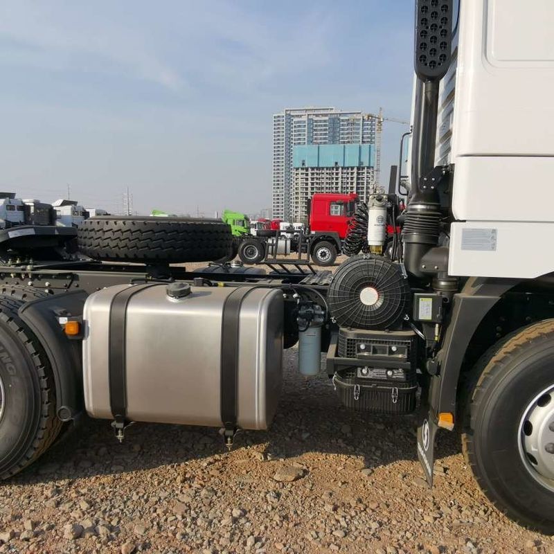 قرمز SHACMAN F3000 375HP یورو V 6 چرخ تراکتور سر 4x2 موتور WEICHAI