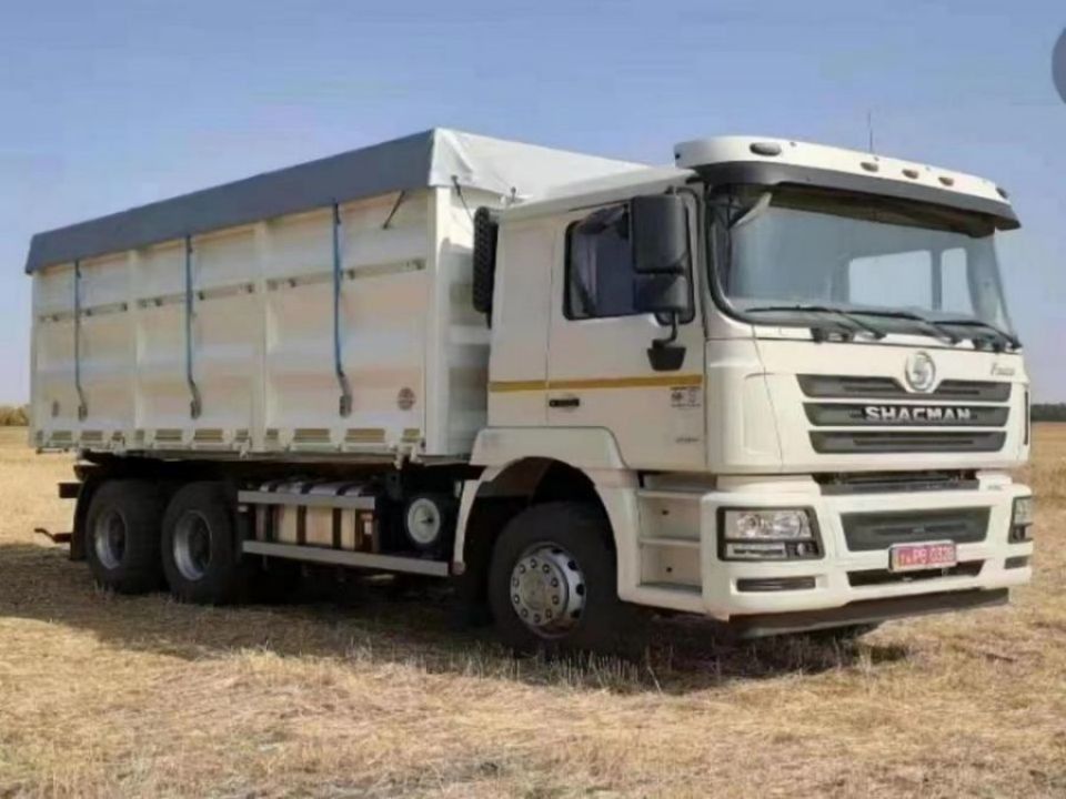 SHACMAN F3000 380HP 6x4 تراکتور کامیون EuroII 10 چرخ کامپ کامیون موتور WEICHAI