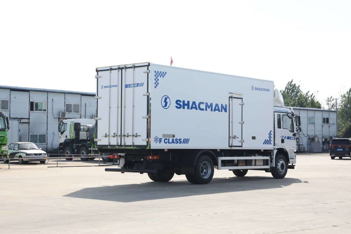 SHACMAN L3000 وان کامیون 4x2 340HP کامیون 290HP یورو II سفید 6 چرخ کامیون