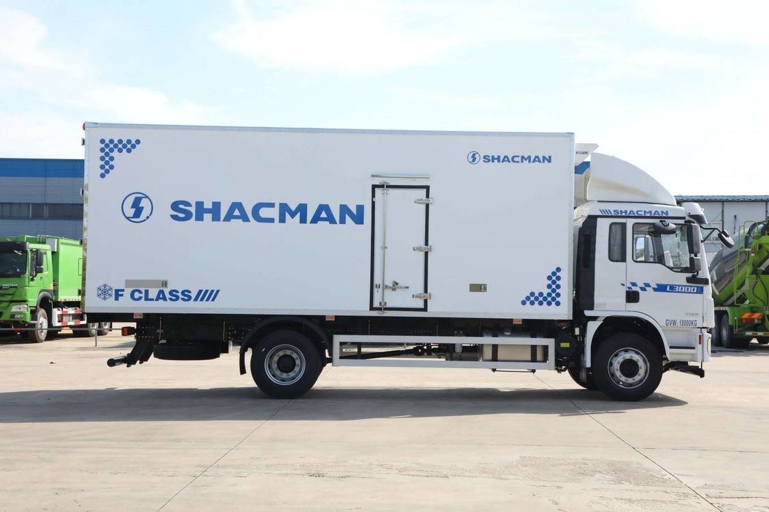 SHACMAN L3000 وان کامیون 4x2 340HP کامیون 290HP یورو II سفید 6 چرخ کامیون