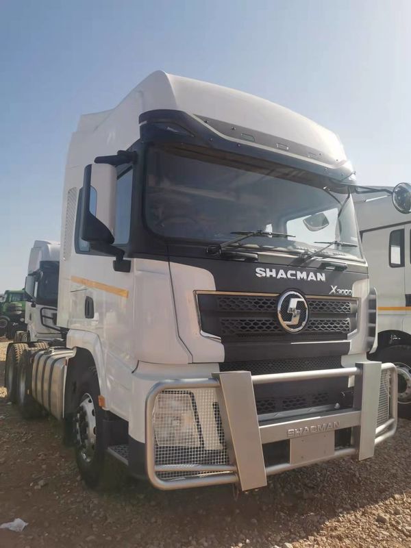 SHACMAN X3000 6X4 تراکتور سر 420HP 450HP تراکتور کامیون تک دو نفره خواب راست درایو برای تانزانیا