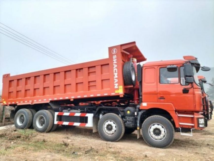 کامیون سنگین 20 متر مکعب ظرفیت بدن 6x6 6x4 8x4 نوع راننده