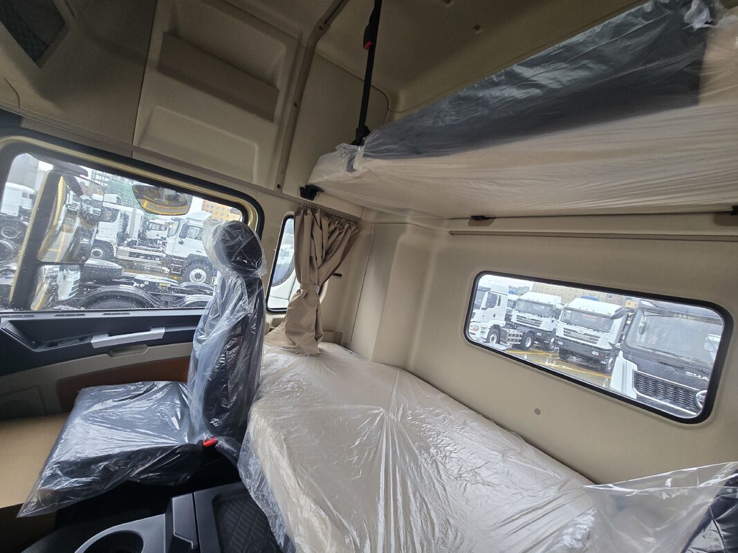 SHACMAN X3000 6X4 Tractor Truck with 600L Aluminum Fuel Tank and Left or Right Driven Variable-width Structure